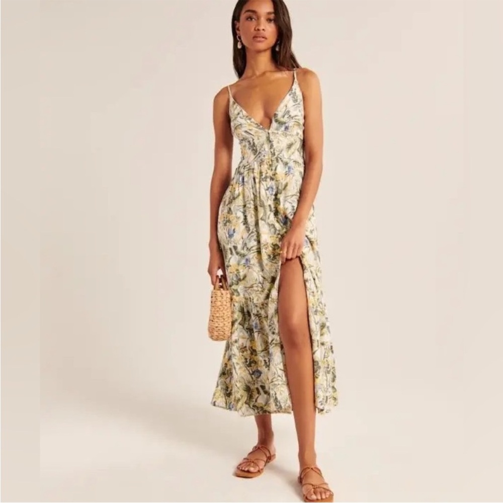 Abercrombie & Fitch Cream and Olive Floral Top